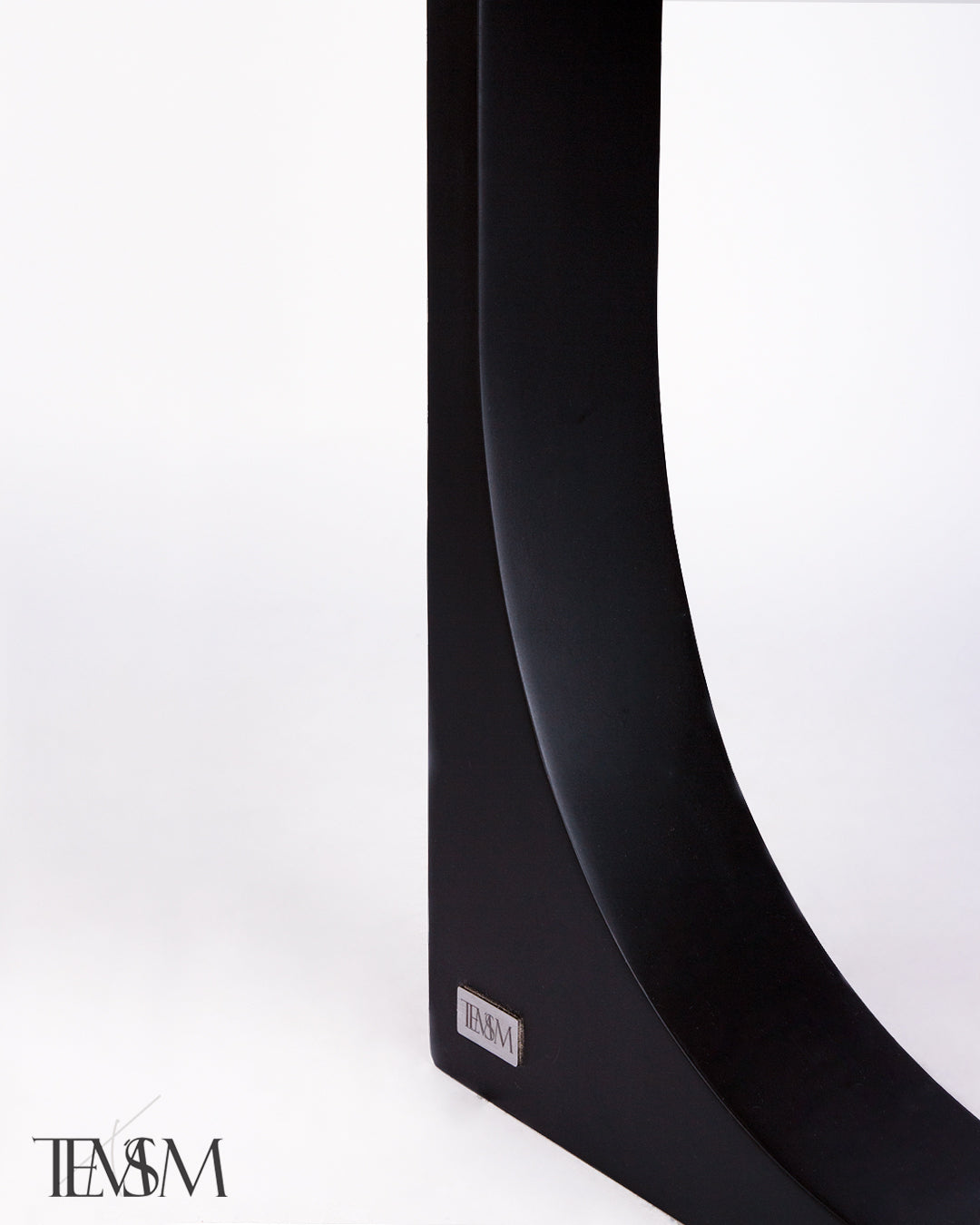 Curva Side Table